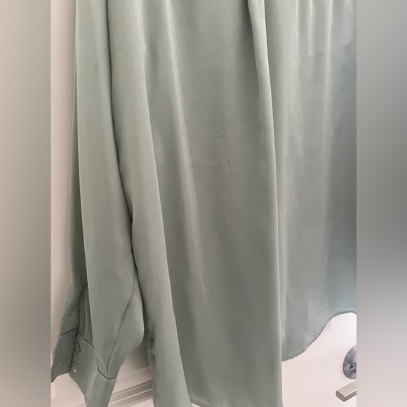 Zara green satin blouse - Picture 4 of 7